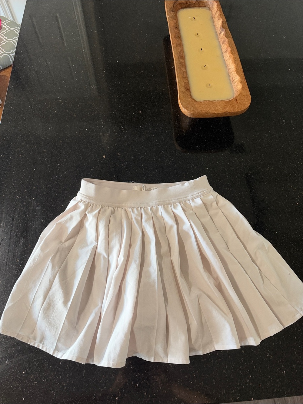 Lululemon White Pleated Women’s Skirt - Classic Flared Design